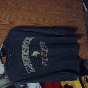 Men's Minnesota Vikings Long sleeve shirt.